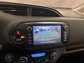 Toyota Yaris thumbnail 6