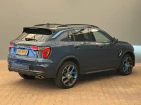 Lynk & Co 01 thumbnail 24