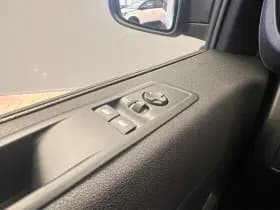 Opel Vivaro thumbnail 19