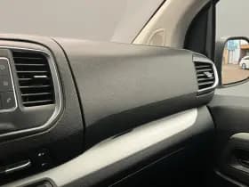 Opel Vivaro thumbnail 23