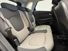 Renault Captur thumbnail 21