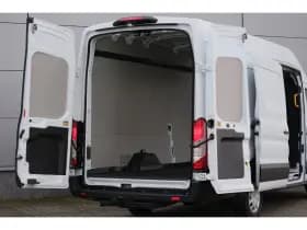 Ford Transit thumbnail 23