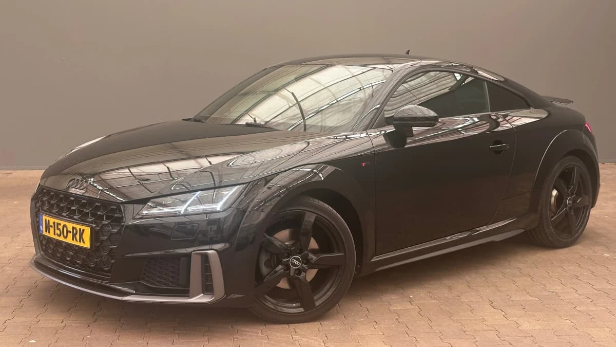 Audi TT — foto 1
