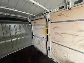 Opel Movano thumbnail 11