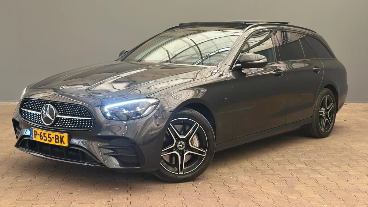 Mercedes-Benz E-Klasse — foto 1