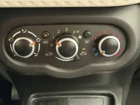 Renault Twingo thumbnail 22