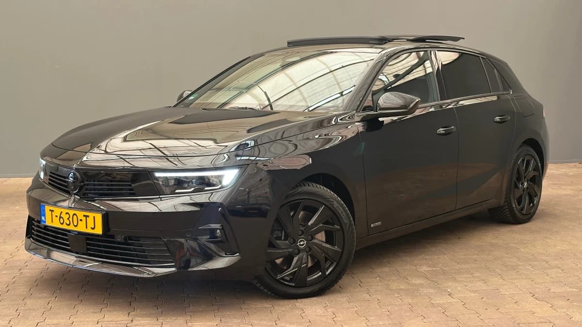 Opel Astra — foto 1
