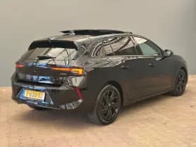 Opel Astra thumbnail 2
