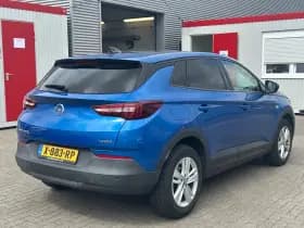 Opel Grandland X thumbnail 2