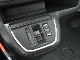 Opel Vivaro thumbnail 21