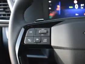 Opel Vivaro thumbnail 11