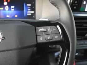 Opel Vivaro thumbnail 12