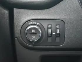 Opel Crossland thumbnail 22