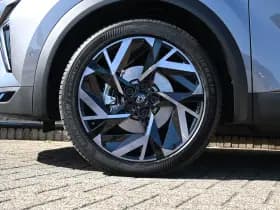 Renault Captur thumbnail 32