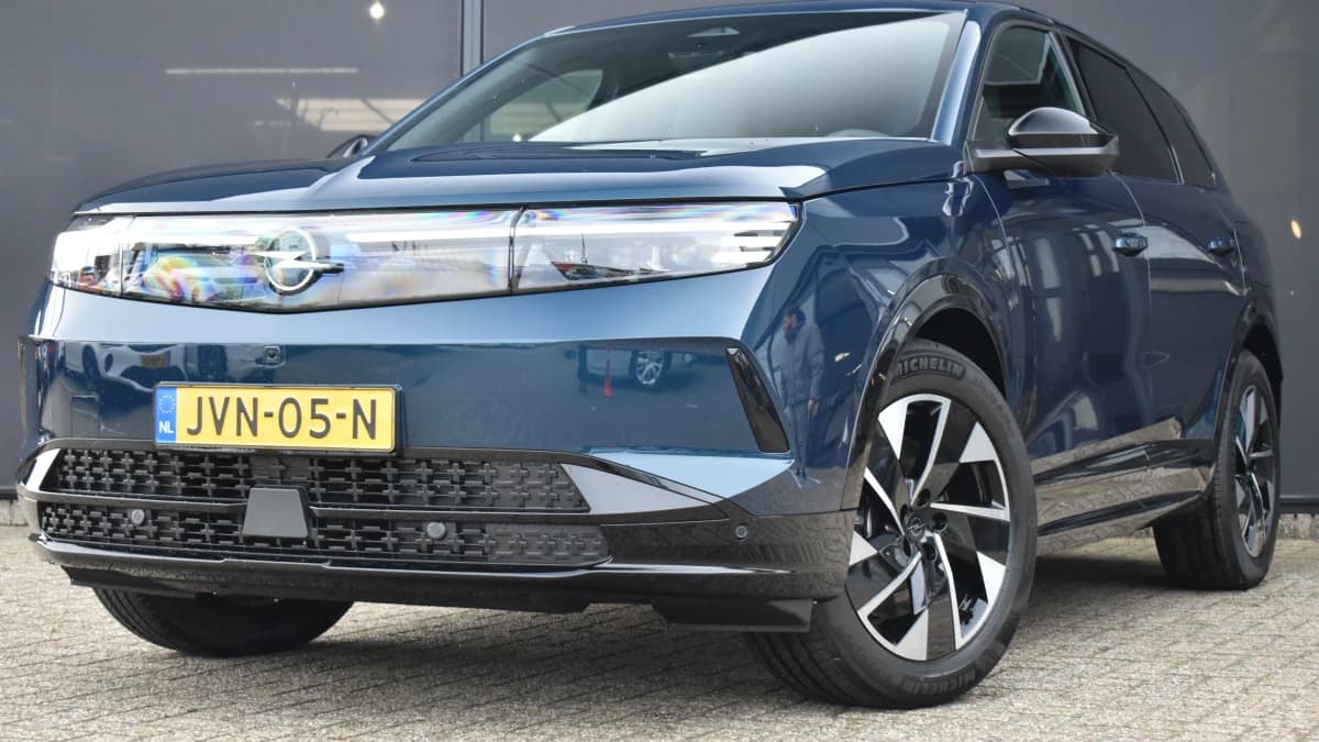 Opel Grandland — foto 1