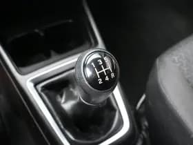 Suzuki Swift thumbnail 21