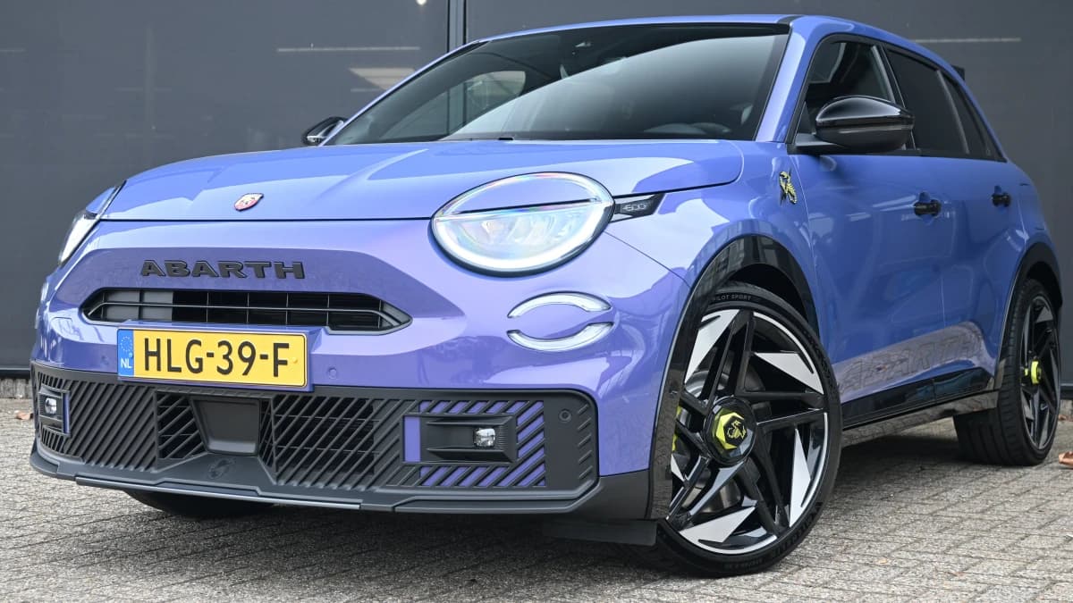 Abarth 600e — foto 1