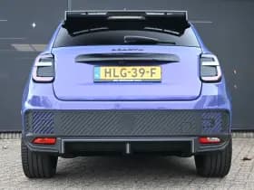 Abarth 600e thumbnail 5