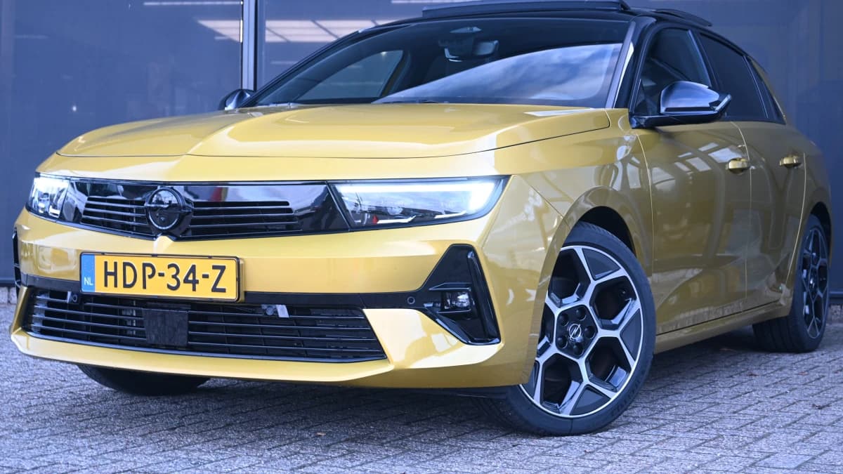 Opel Astra — foto 1