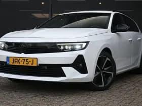 Opel Astra Sports Tourer thumbnail 1