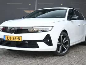 Opel Astra Sports Tourer thumbnail 1