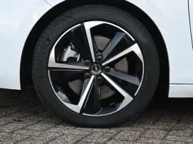 Opel Astra Sports Tourer thumbnail 31