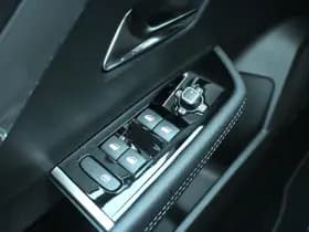 Opel Astra Sports Tourer thumbnail 19