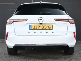 Opel Astra Sports Tourer thumbnail 5