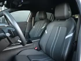 Opel Astra Sports Tourer thumbnail 8