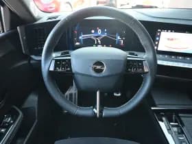 Opel Astra Sports Tourer thumbnail 14