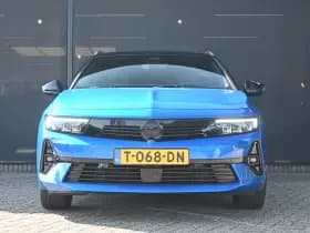 Opel Astra Sports Tourer thumbnail 4