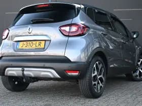 Renault Captur thumbnail 2