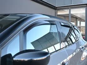 Renault Captur thumbnail 33