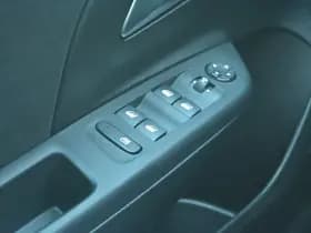Opel Corsa thumbnail 10