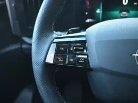 Opel Astra Sports Tourer thumbnail 16