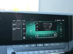 Opel Astra Sports Tourer thumbnail 24