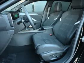 Opel Astra Sports Tourer thumbnail 7