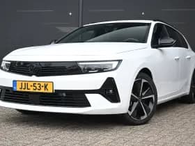 Opel Astra Sports Tourer thumbnail 1