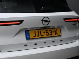 Opel Astra Sports Tourer thumbnail 36