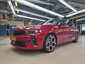 Opel Astra thumbnail 1