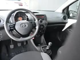 Toyota Aygo thumbnail 12