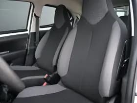 Toyota Aygo thumbnail 8