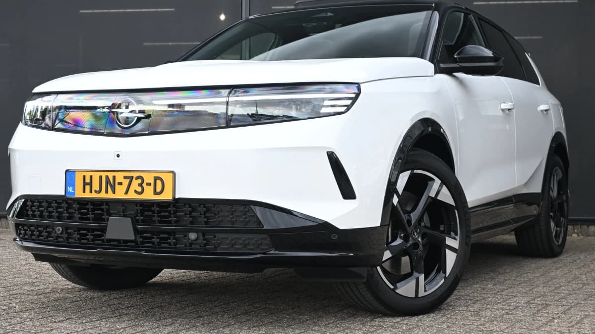 Opel Grandland — foto 1