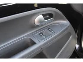 Volkswagen Up! thumbnail 15