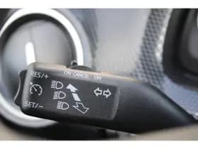 Volkswagen Up! thumbnail 21