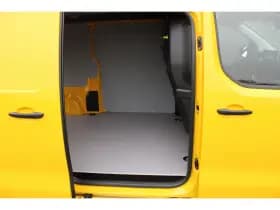 Opel Vivaro thumbnail 8