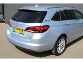 Opel Astra Sports Tourer thumbnail 11