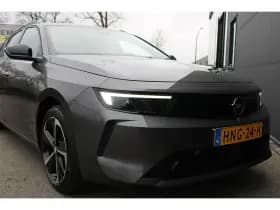 Opel Astra Sports Tourer thumbnail 7
