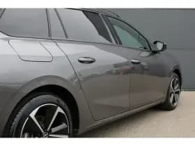 Opel Astra Sports Tourer thumbnail 10