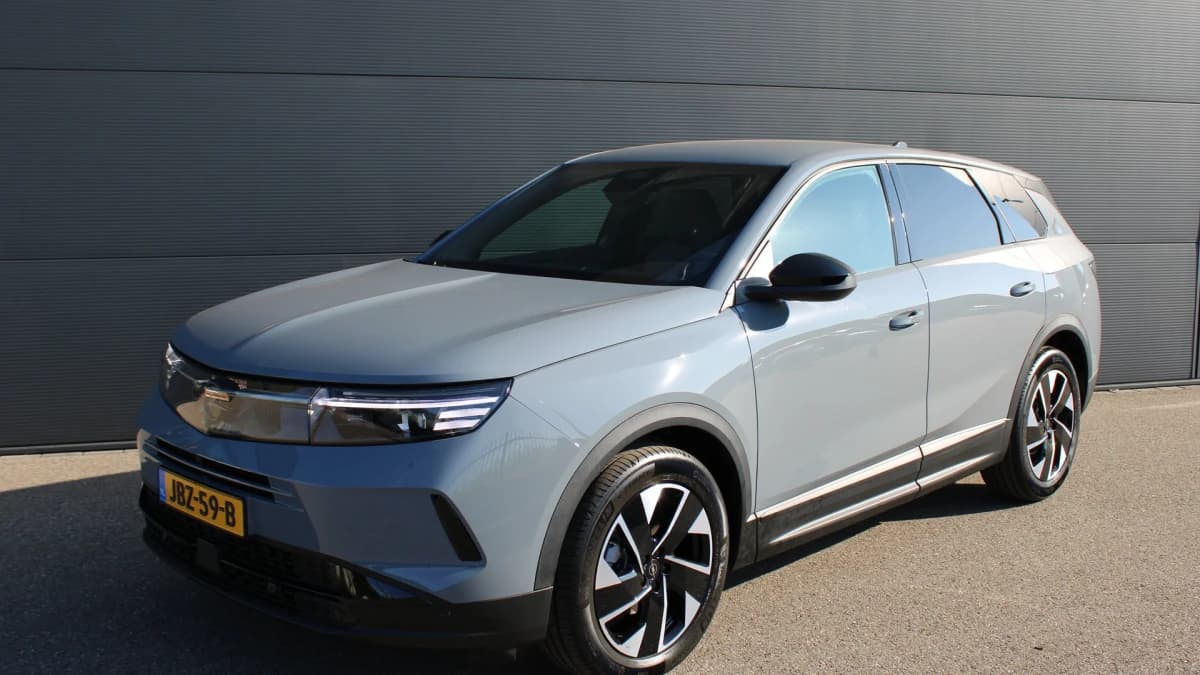 Opel Grandland — foto 1